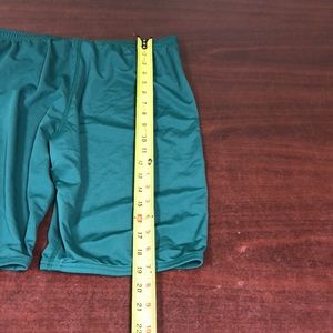 Could Be Youth Size Brooks Short, NWT